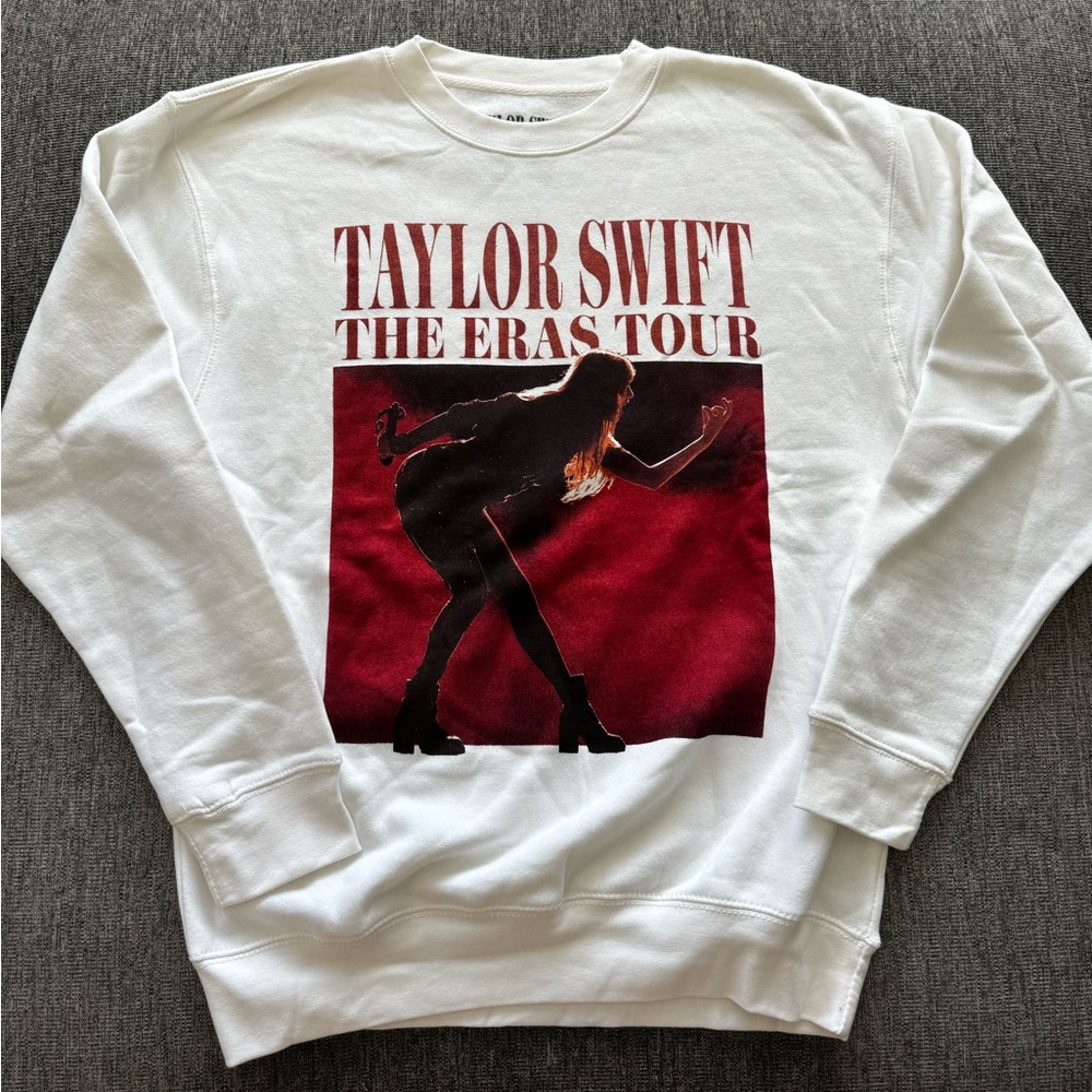 White Taylor Swift The Eras Tour Reputation Crew Neck Size M